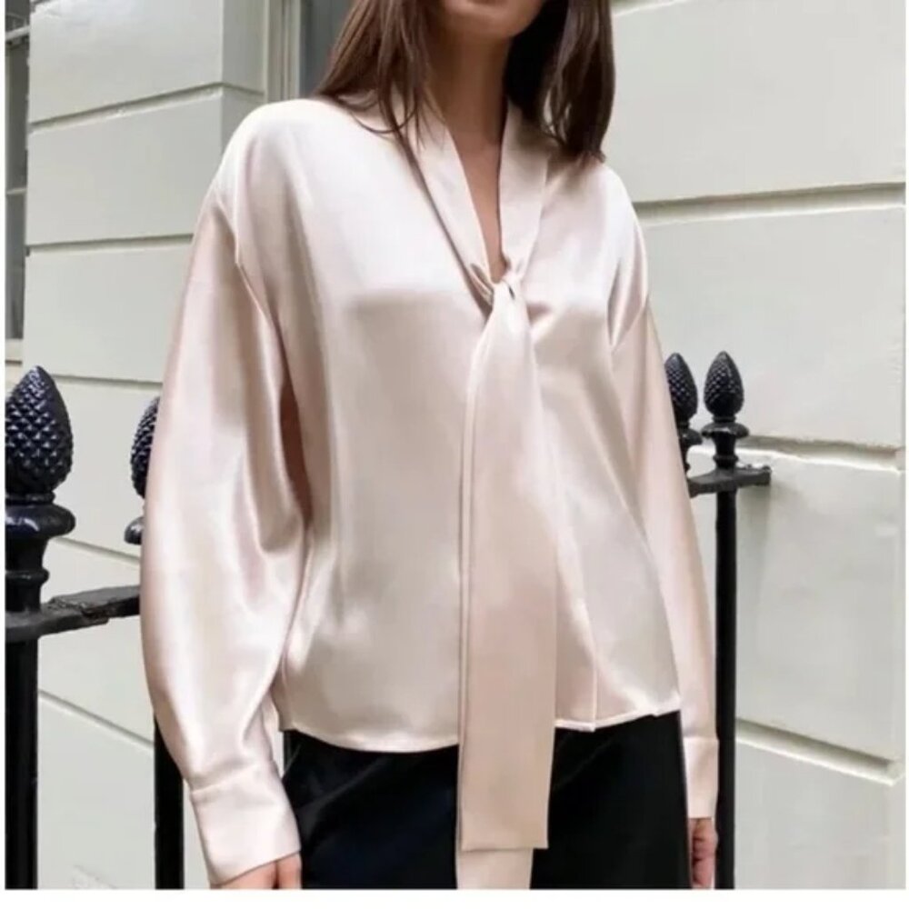 Aritzia/Babaton Tie Front Blouse